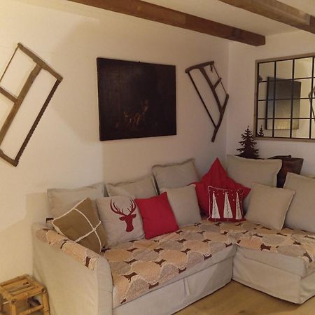 Cozy Apartment In The Heart Of The Alps شاتو دو المظهر الخارجي الصورة