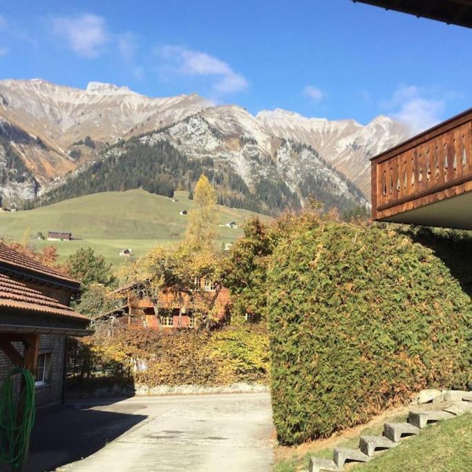 Cozy Apartment In The Heart Of The Alps شاتو دو المظهر الخارجي الصورة