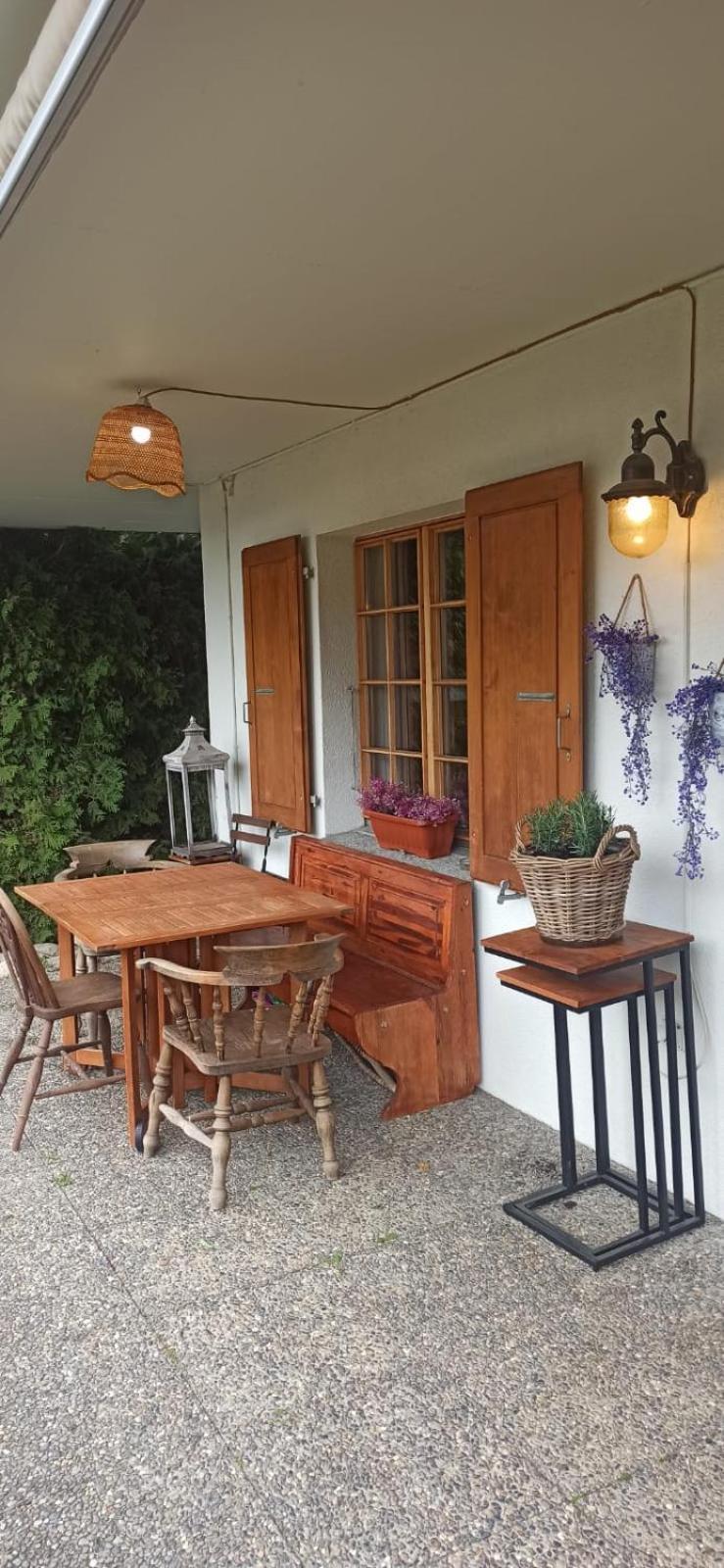 Cozy Apartment In The Heart Of The Alps شاتو دو المظهر الخارجي الصورة